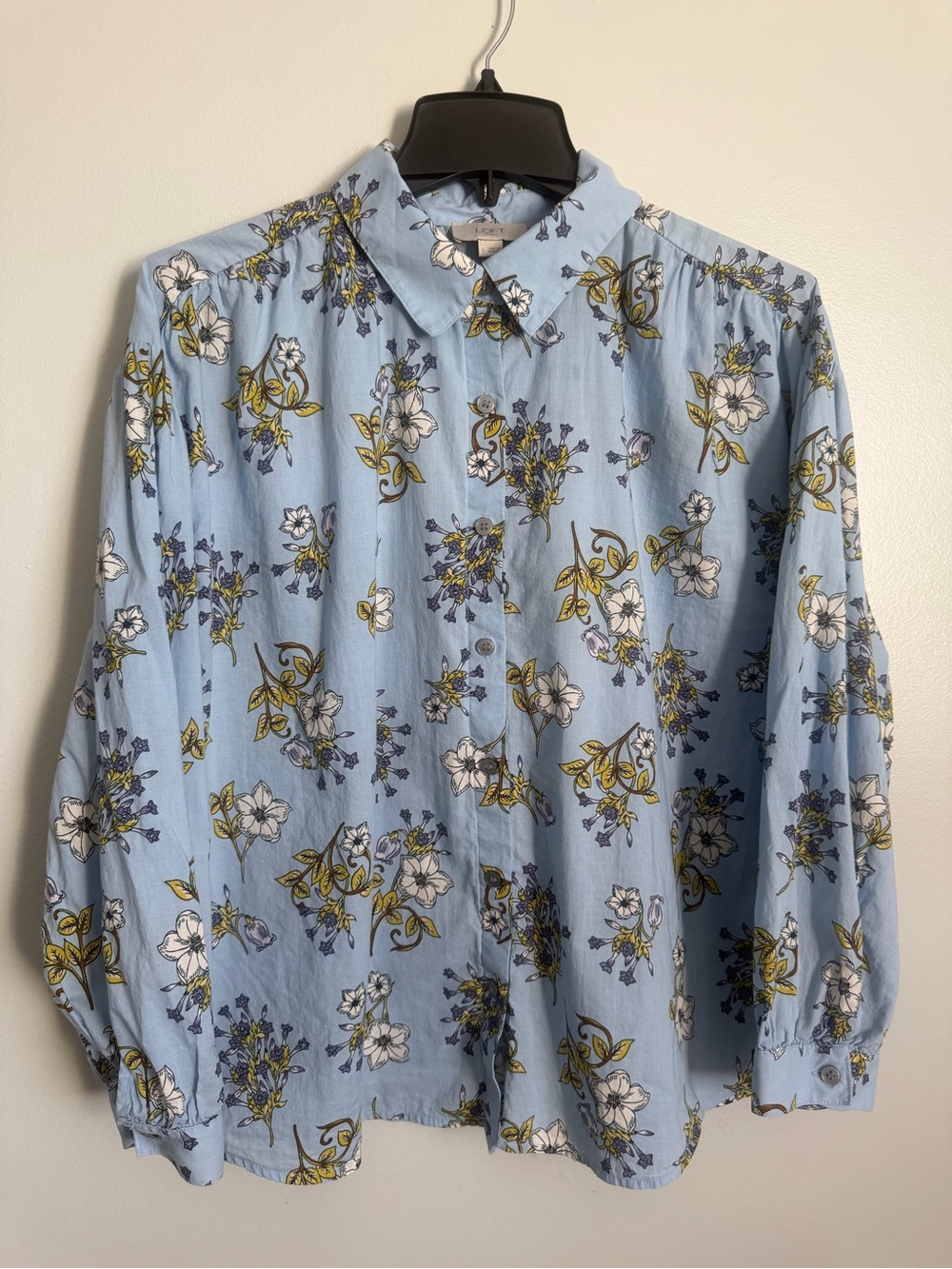 LOFT Light Blue Floral Button-Up Blouse size Large
